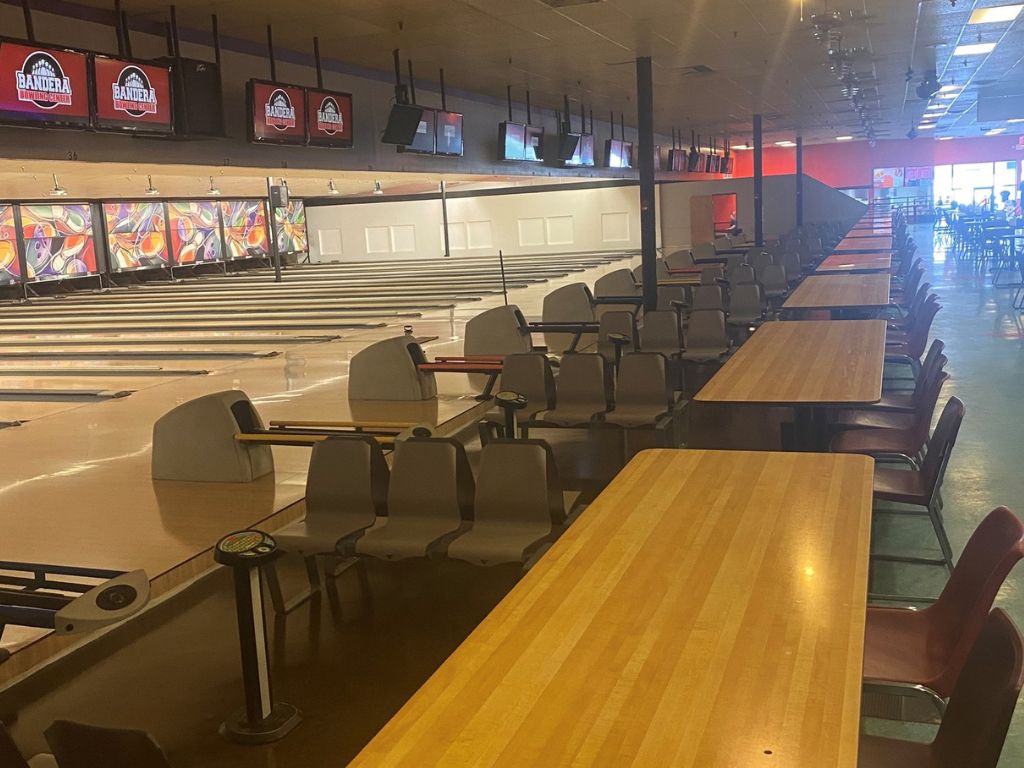 Bandera Bowling Center